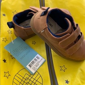 TOMS Kids  T9 Shoes